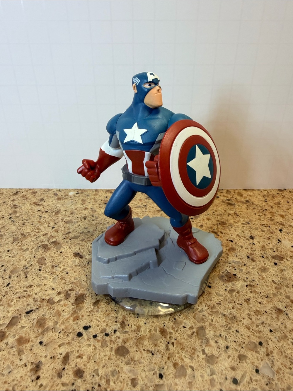 Disney Infinity 2.0 Marvel Captain America Character Figure INF-1000100 2014